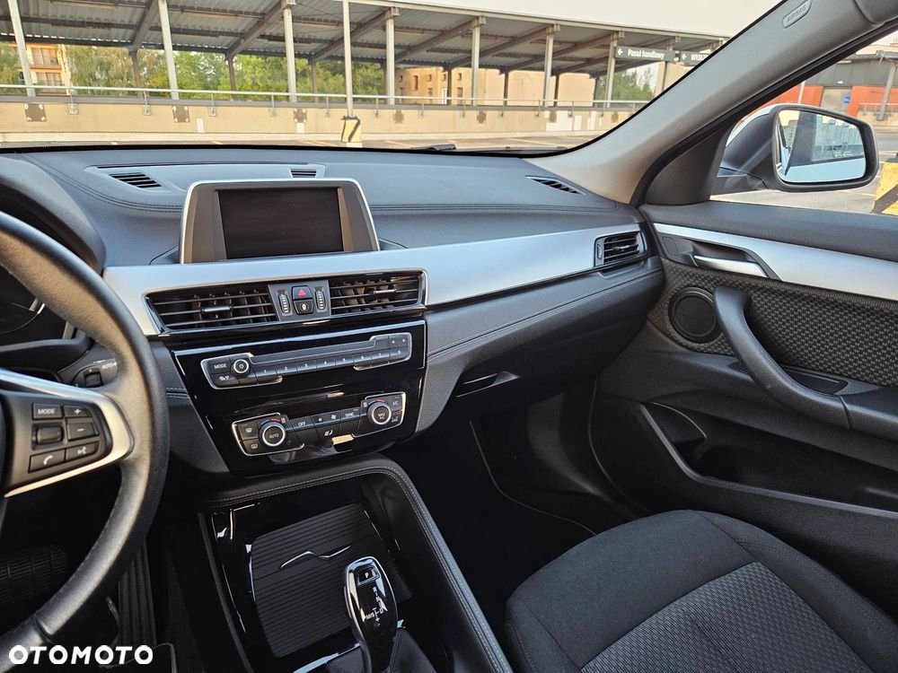 BMW X2 sDrive18i - 16