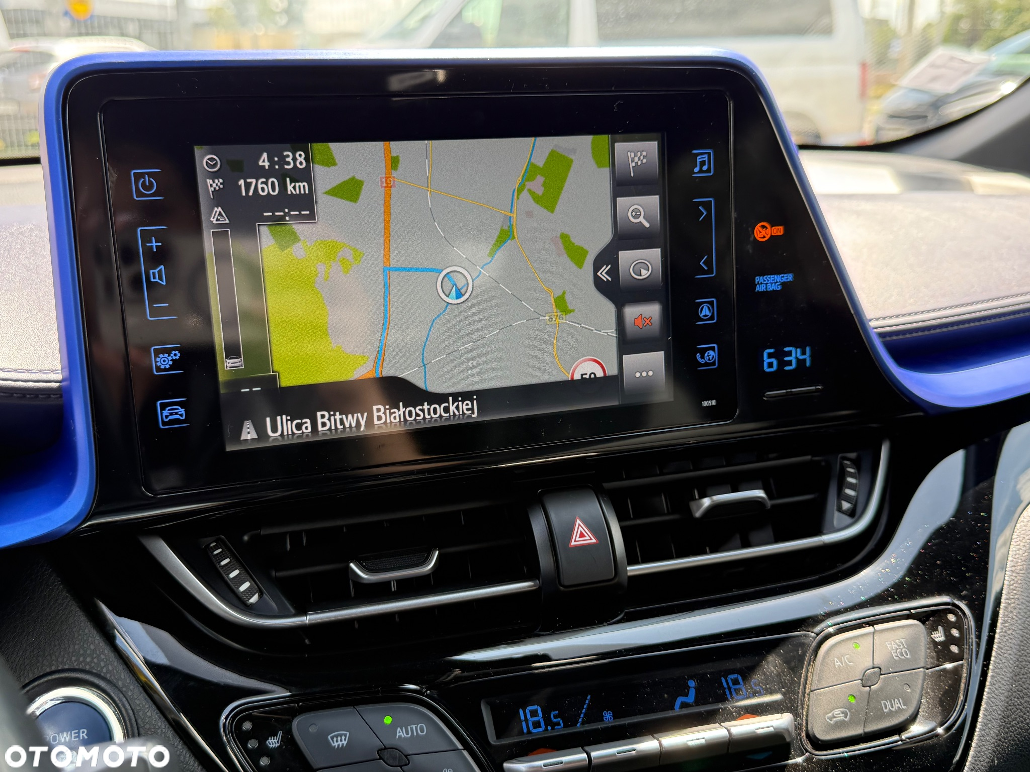 Toyota C-HR 1.8 Hybrid Executive - 24