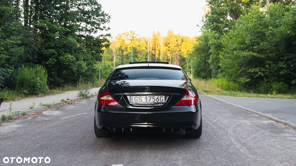 Mercedes-Benz CLS - 38