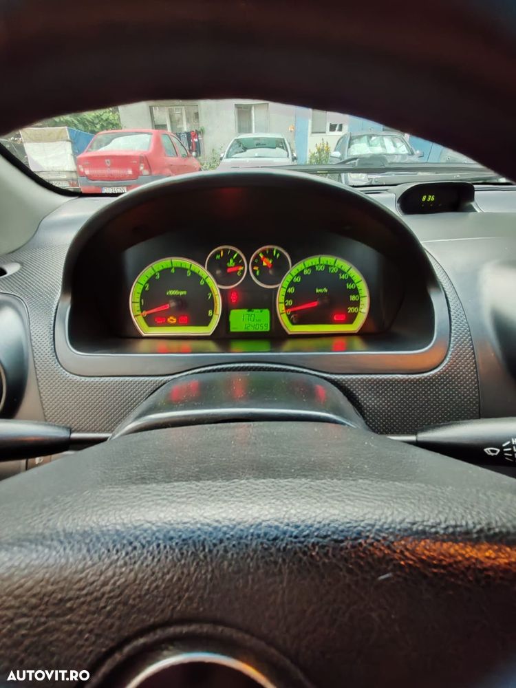 Chevrolet Aveo 1.2i S 504 - 4