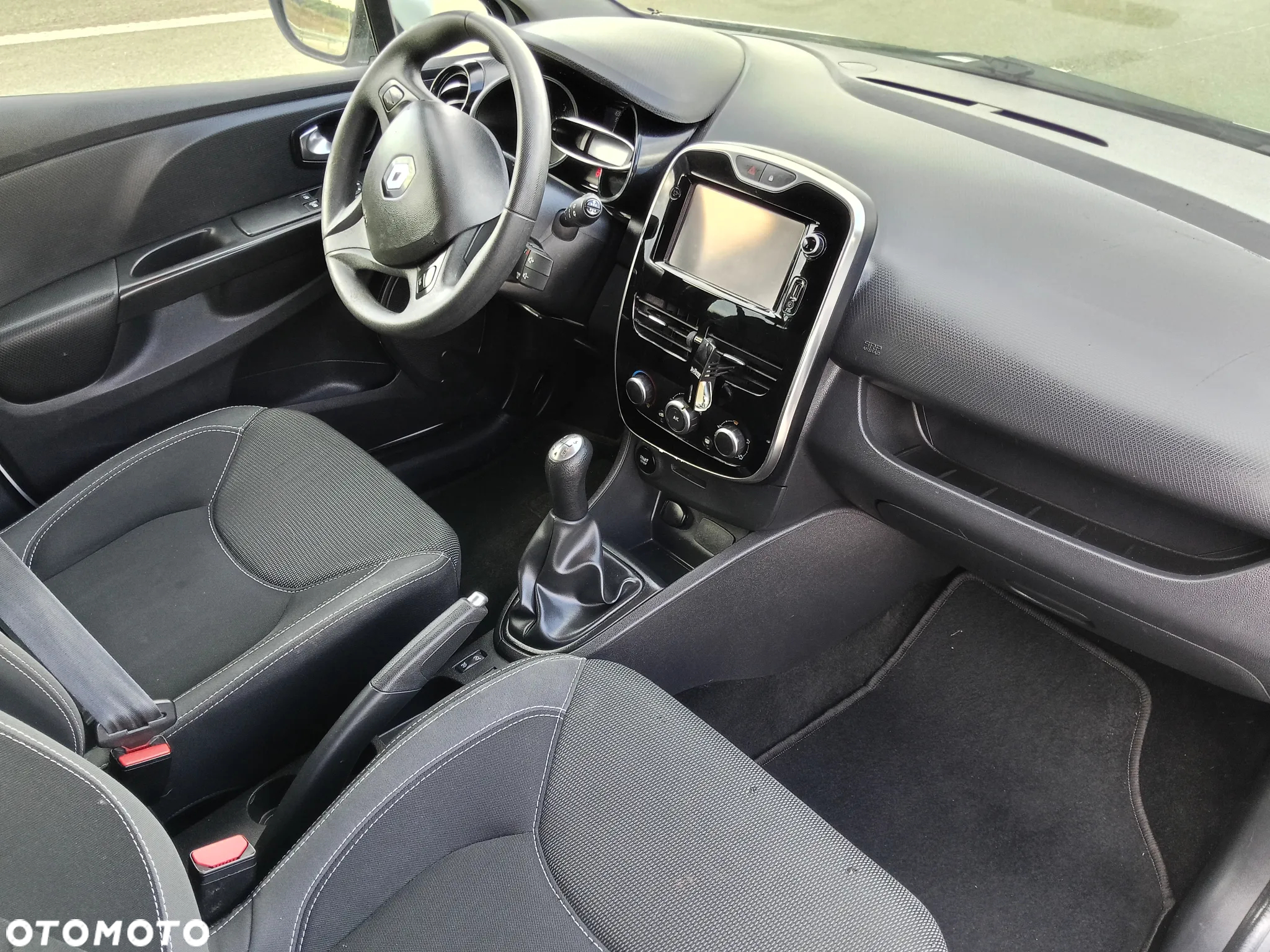 Renault Clio 1.5 dCi Energy Intens - 8