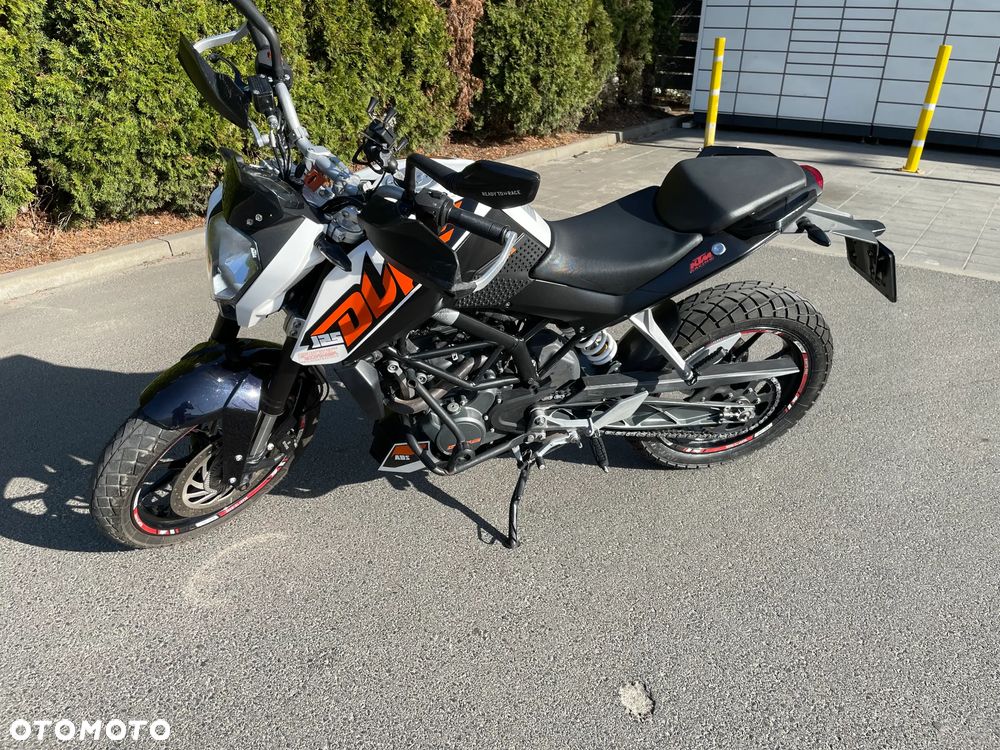 KTM Duke 125 - 1