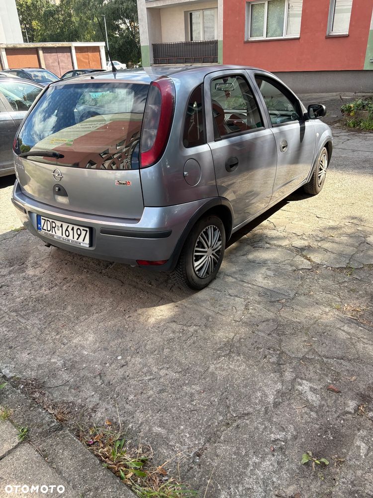 Opel Corsa 1.0 12V Enjoy - 4