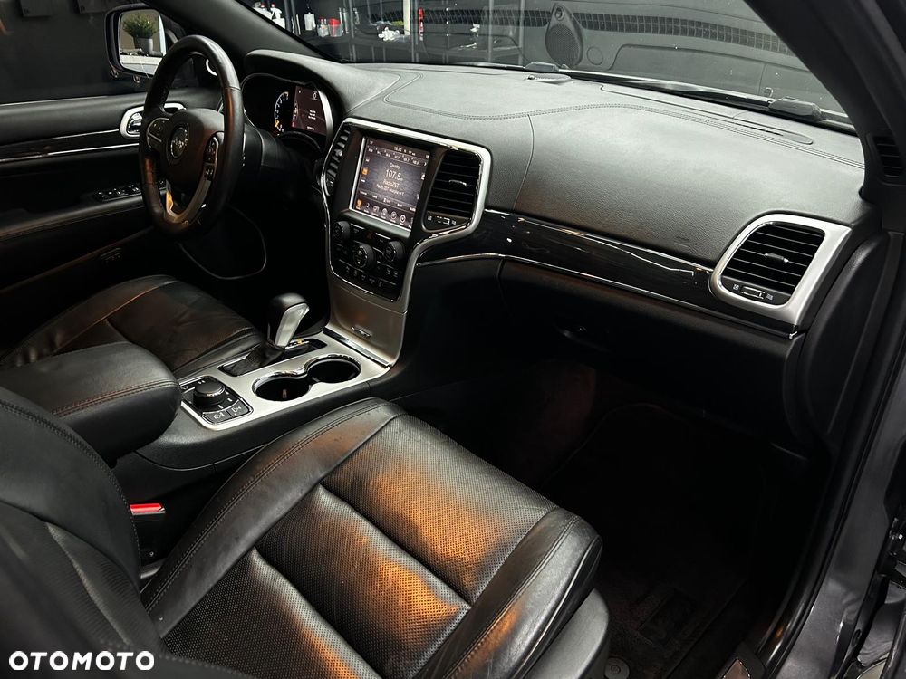 Jeep Grand Cherokee 3.6 V6 Overland Summit - 28