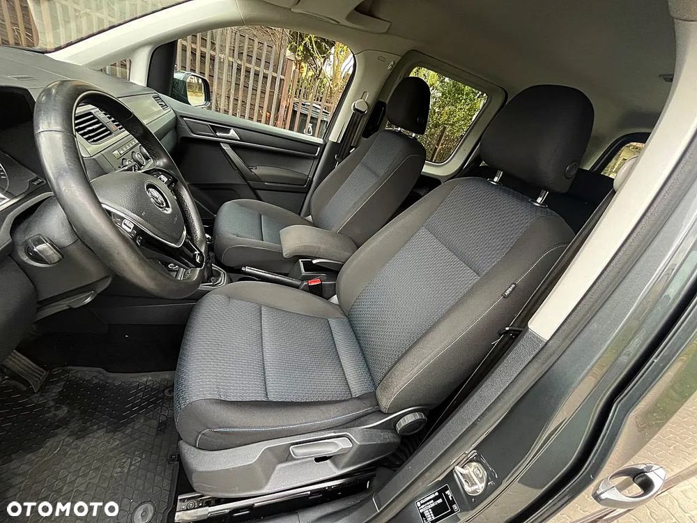 Volkswagen Caddy 2.0 TDI Highline - 22