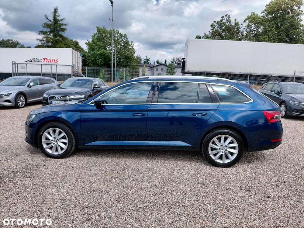 Skoda Superb 2.0 TSI Style DSG - 25