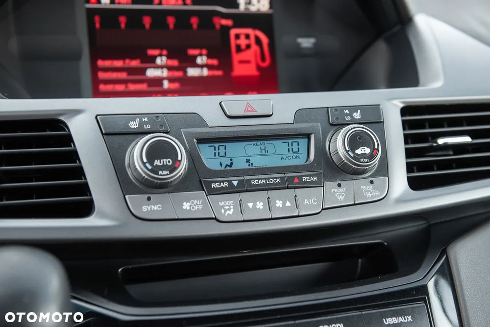 Honda Odyssey 3.5 LX - 23