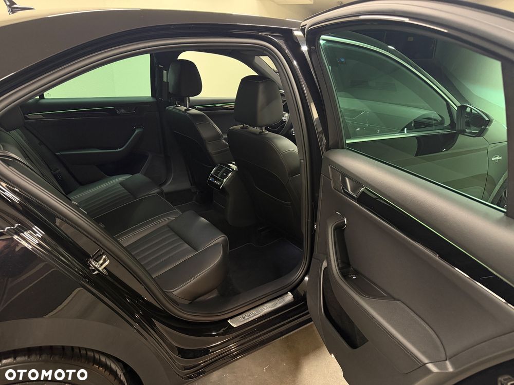 Skoda Superb 2.0 TSI 4x4 L&K DSG - 23