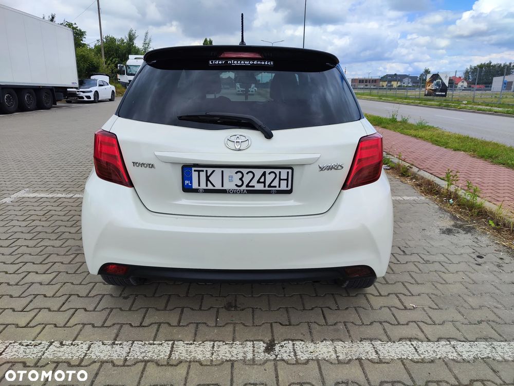 Toyota Yaris 1.33 Selection Passion - 3