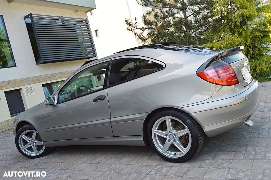 Mercedes-Benz C 220 CDI Sportcoupe - 23
