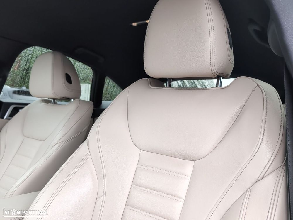 BMW i4 eDrive40 Pack Desportivo M - 16