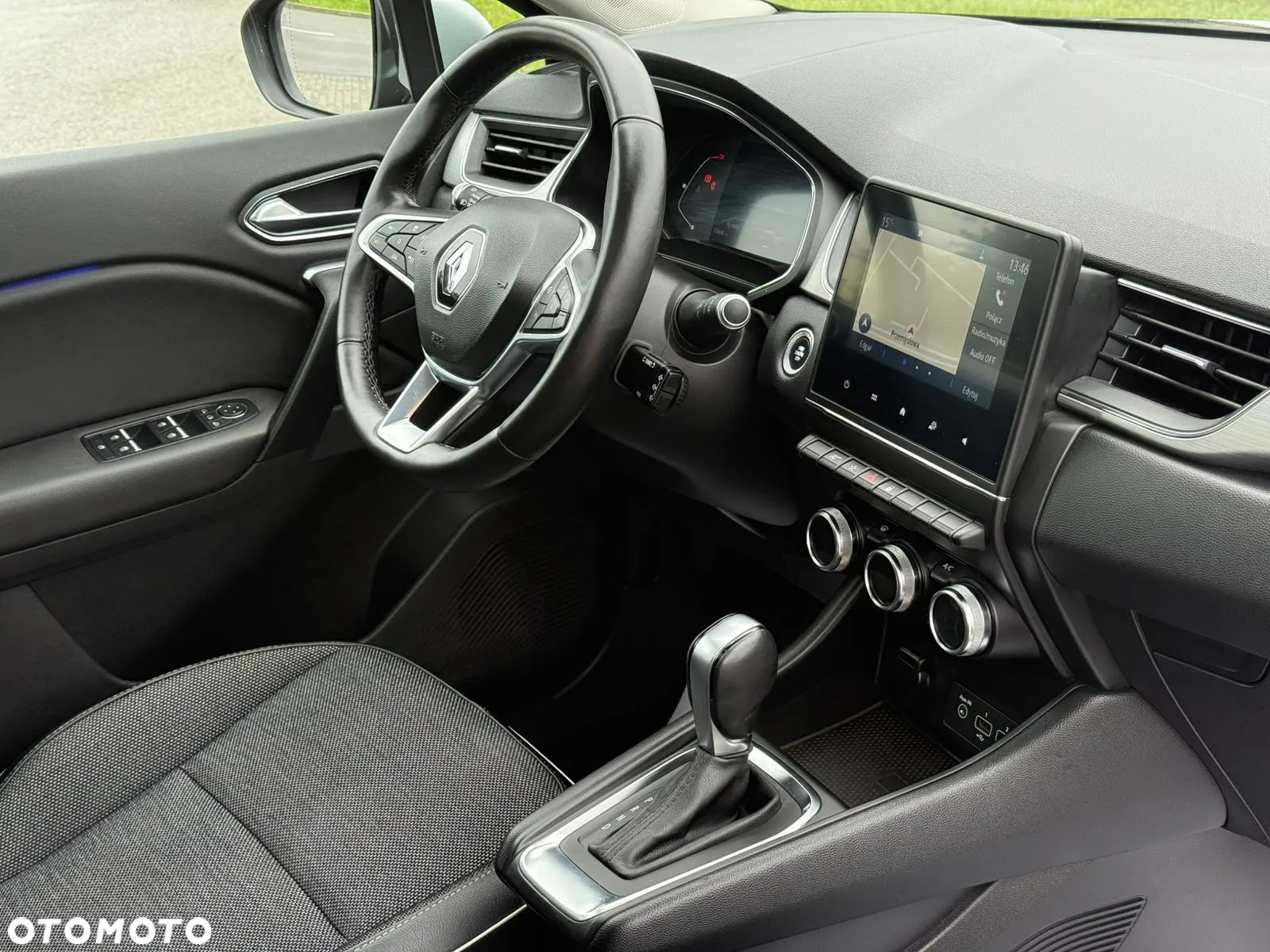 Renault Captur 1.3 TCe Intens EDC - 8