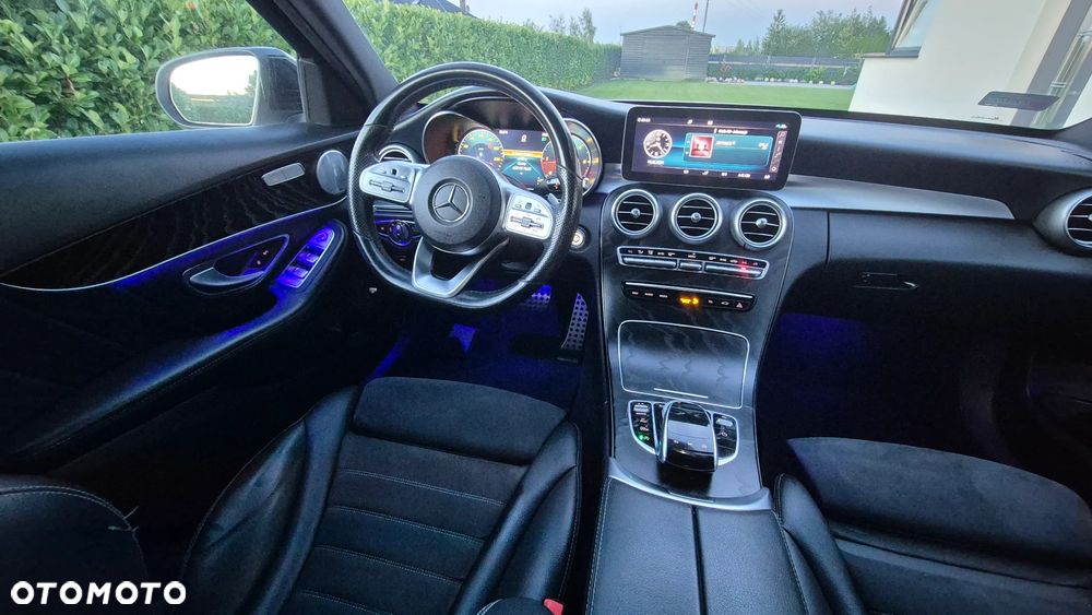 Mercedes-Benz Klasa C 220 d 9G-TRONIC - 23