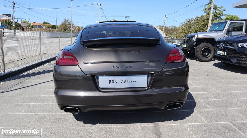 Porsche Panamera Platinum Edition - 5