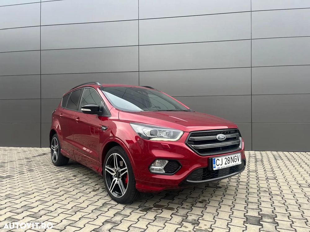 Ford Kuga 2.0 TDCi 4WD Powershift ST-Line - 8