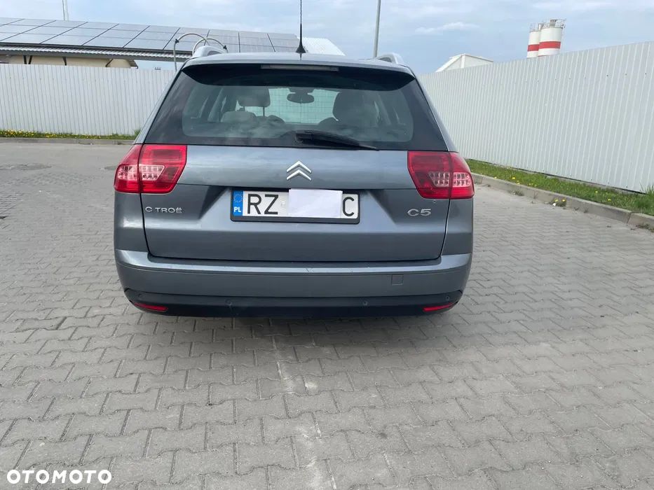 Citroën C5 2.0 HDi Confort - 4