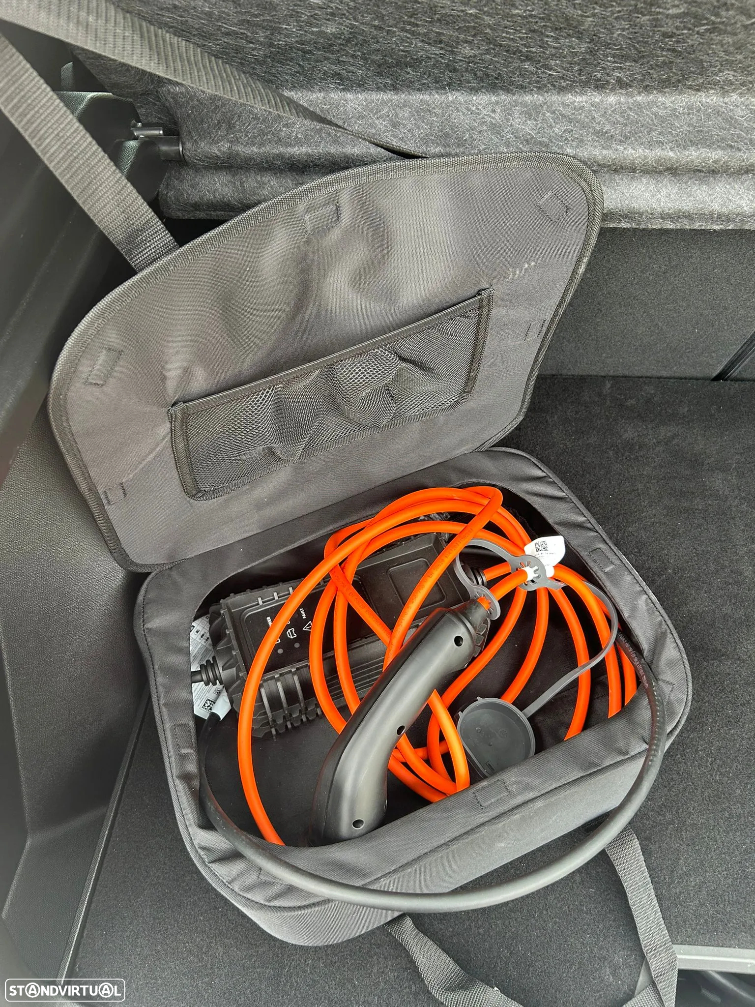 Peugeot e-2008 50 kWh Active Pack - 8