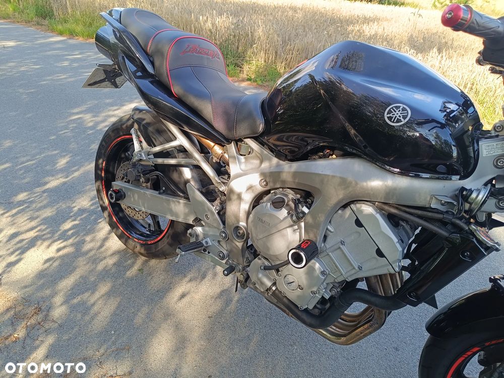 Yamaha FZ6 - 5