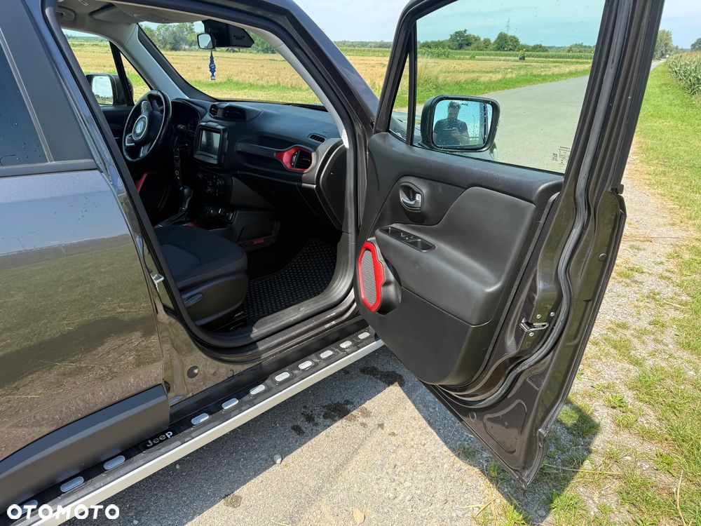 Jeep Renegade 2.0 MultiJet Trailhawk 4WD S&S - 11