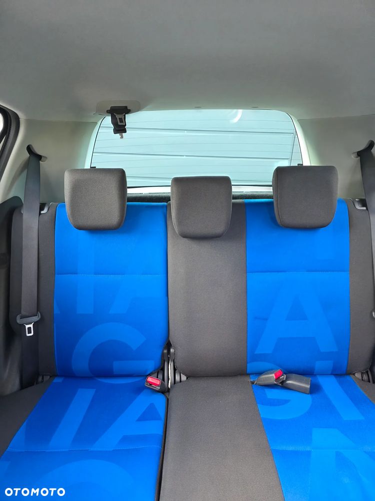Opel Agila 1.0 - 9