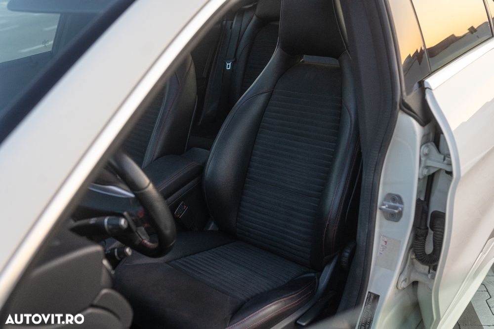 Mercedes-Benz CLA 220 - 14