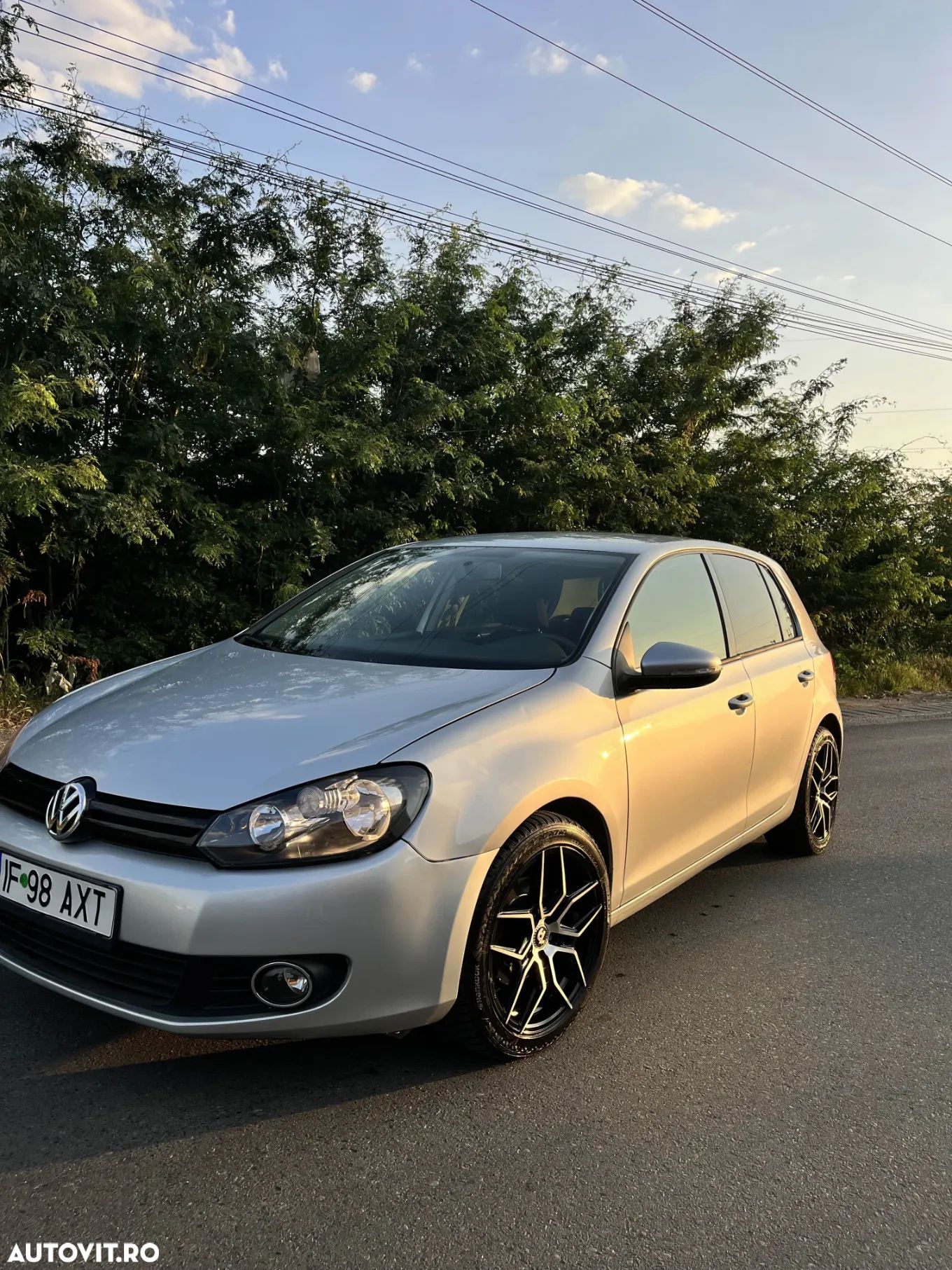 Volkswagen Golf 1.6 Comfortline - 1