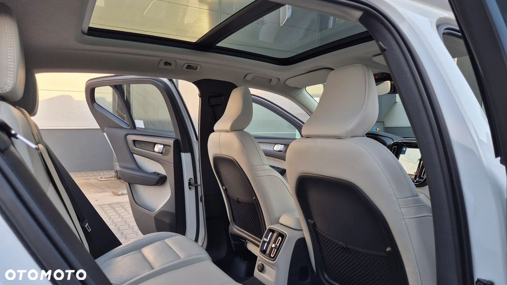 Volvo XC 40 T5 Plug-In Hybrid Inscription - 18