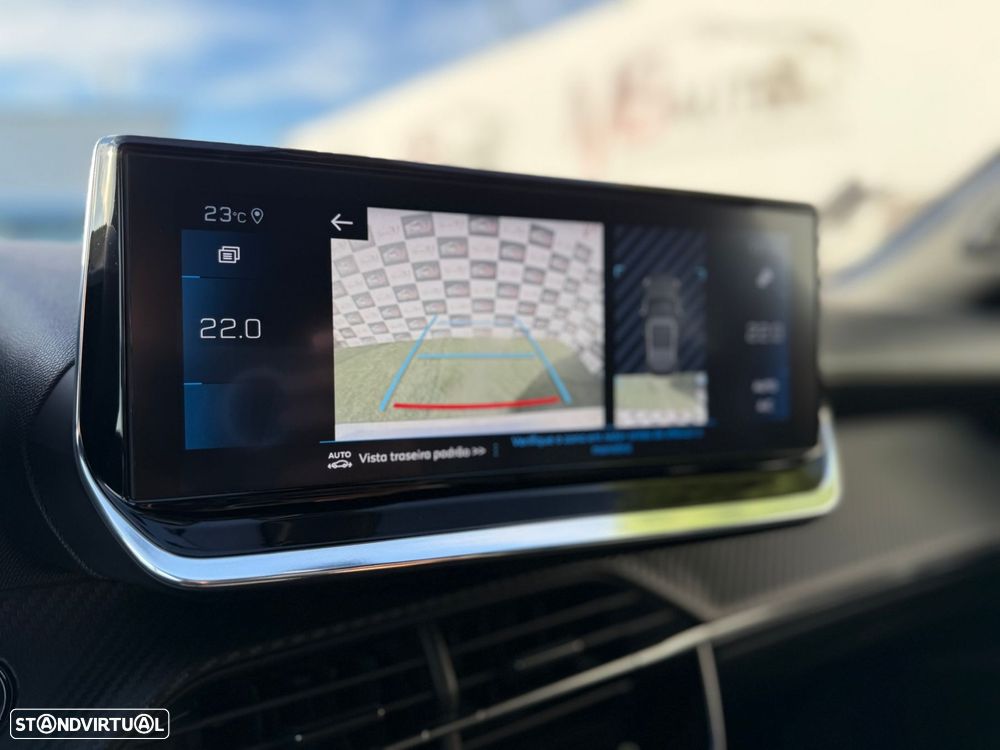 Peugeot 2008 1.2 PureTech GT Line - 32