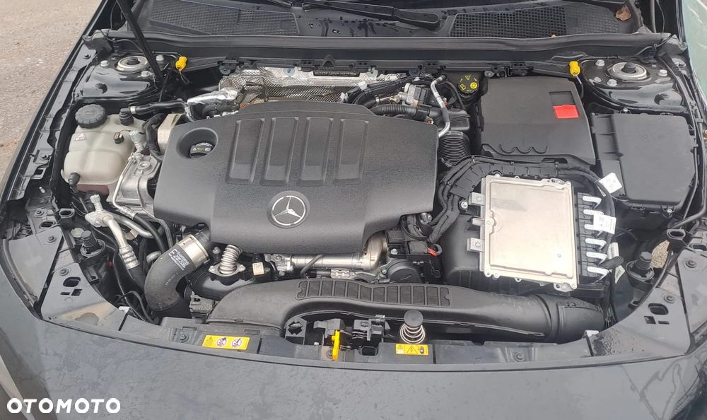 Mercedes-Benz Klasa A 180 d Progressive 8G-DCT - 4