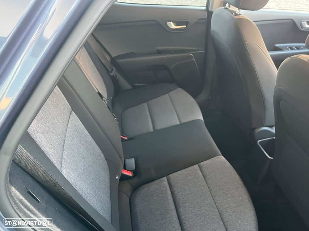 Kia Stonic 1.2 Dynamic - 17