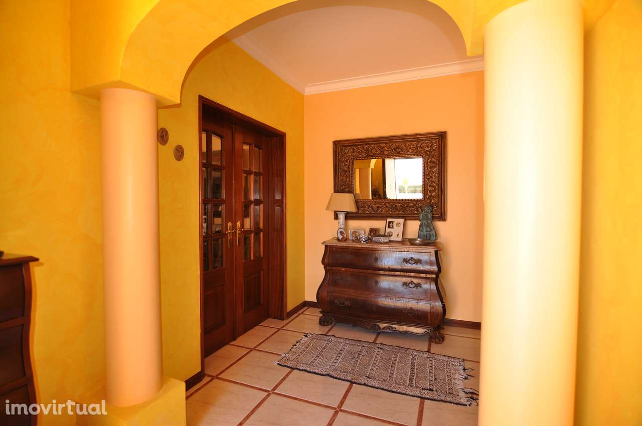 Moradia T6 com piscina entre Portimão e Rocha - 2 Km da praia do Vau - Grande imagem: 3/60