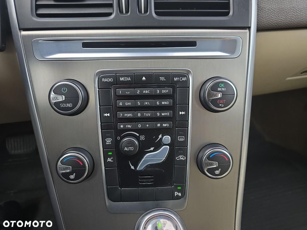 Volvo XC 60 - 18