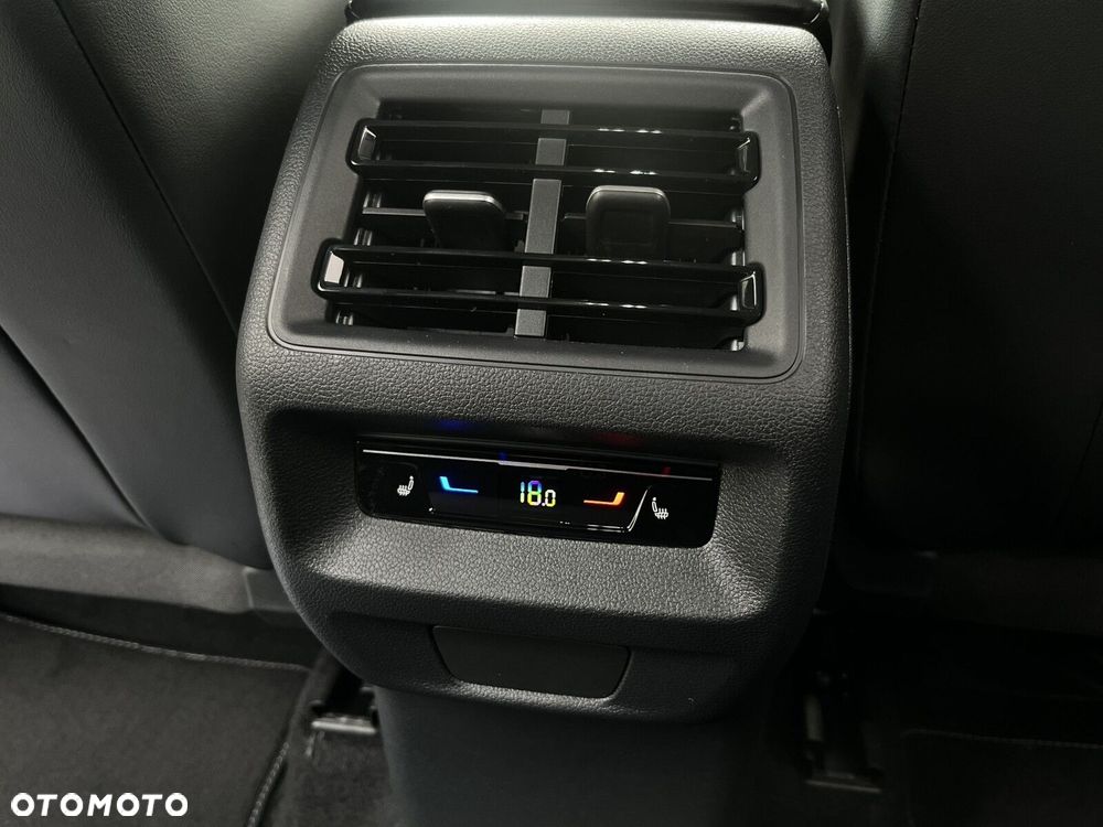 Volkswagen Tiguan - 22
