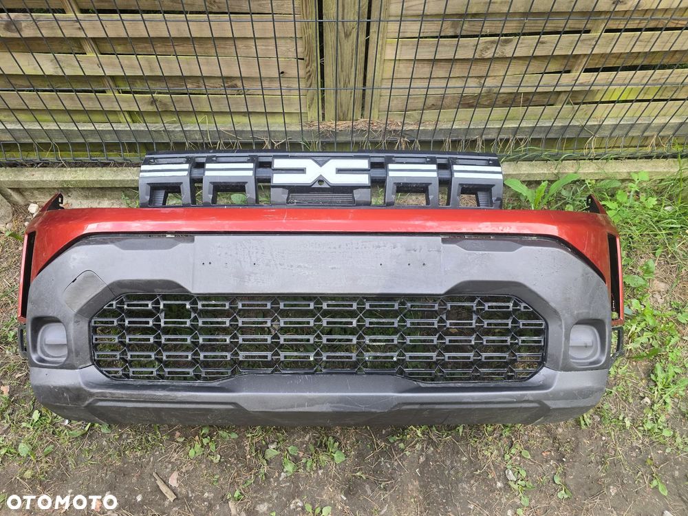 Dacia duster III lift IV zderzak przód ładny oryginał - 1