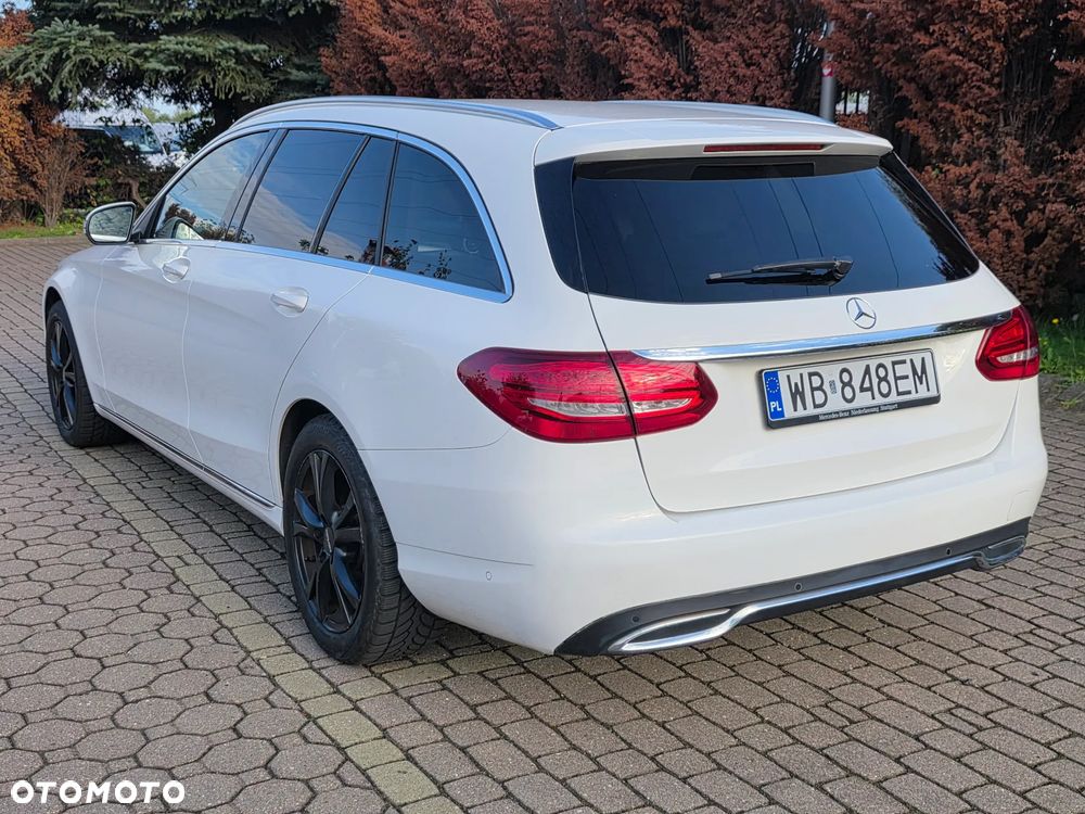 Mercedes-Benz Klasa C 200 7G-TRONIC Exclusive - 3