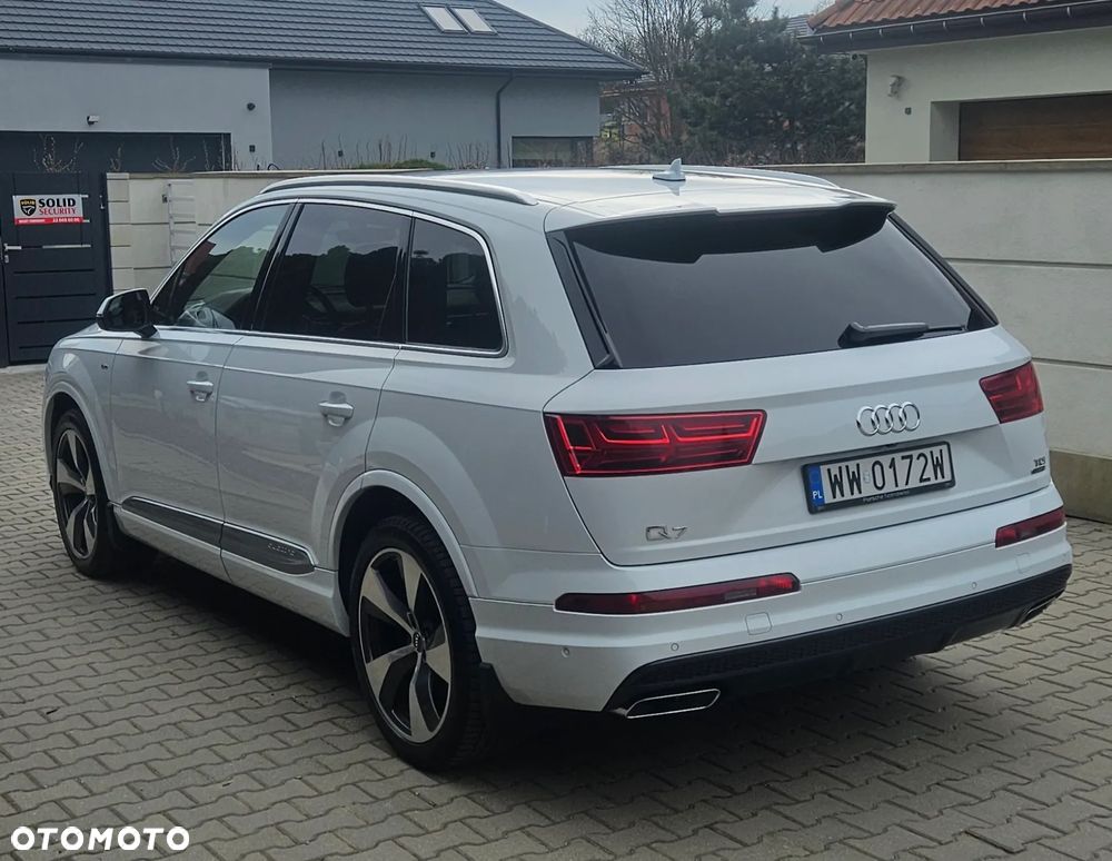 Audi Q7 - 7