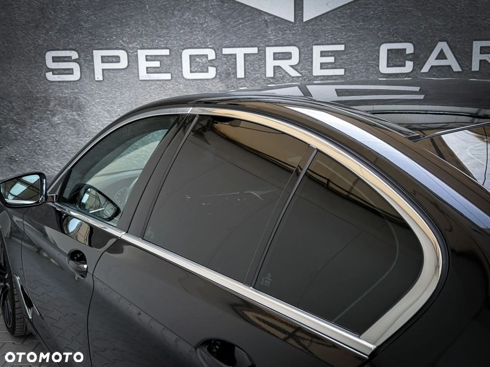 BMW Seria 5 530d Luxury Line - 12