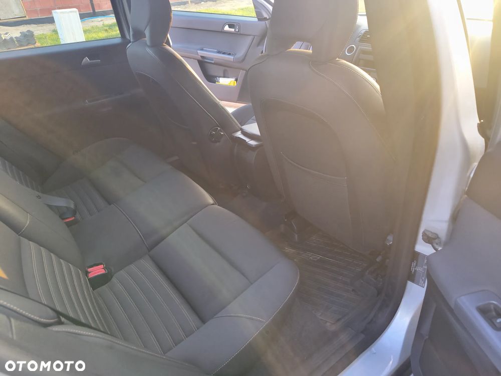 Volvo V50 D2 - 8