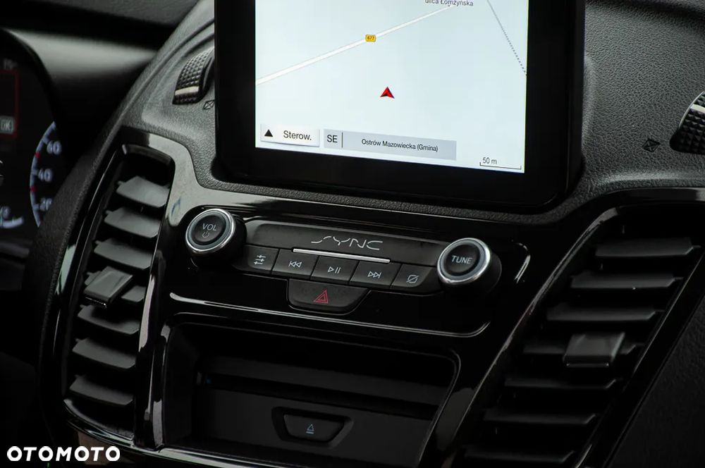 Ford Tourneo Connect Grand - 19