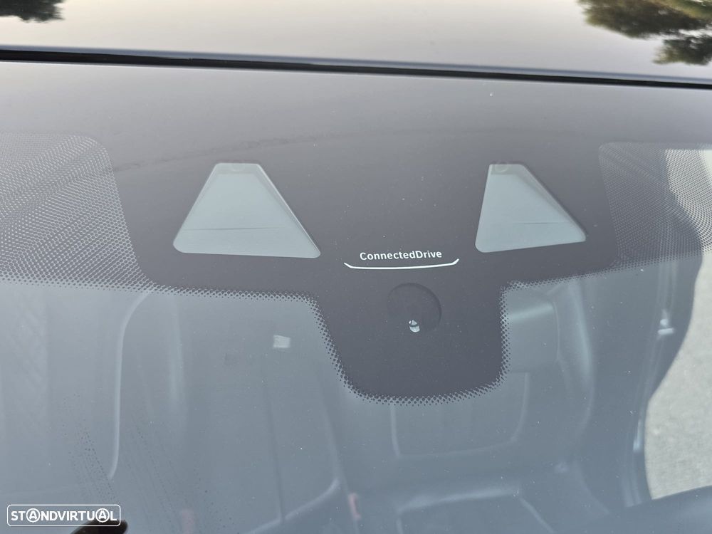 BMW 540 d xDrive Pack M Auto - 23