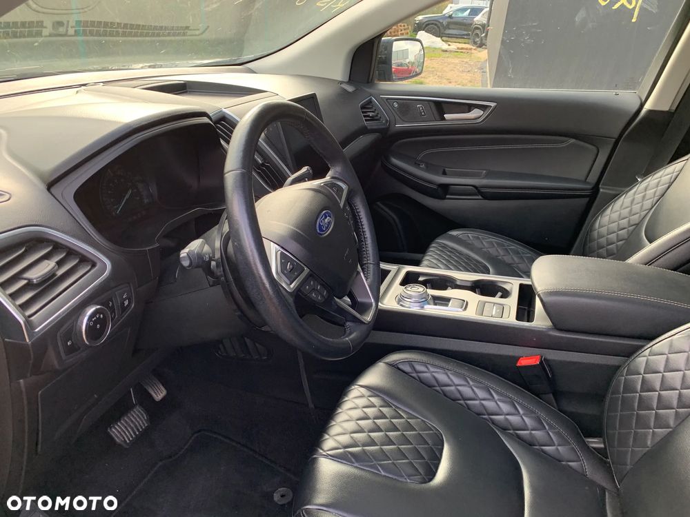 Ford Edge - 12