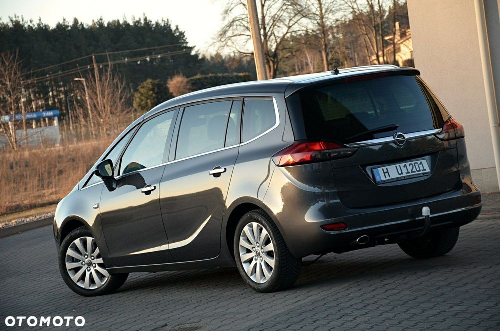 Opel Zafira - 13