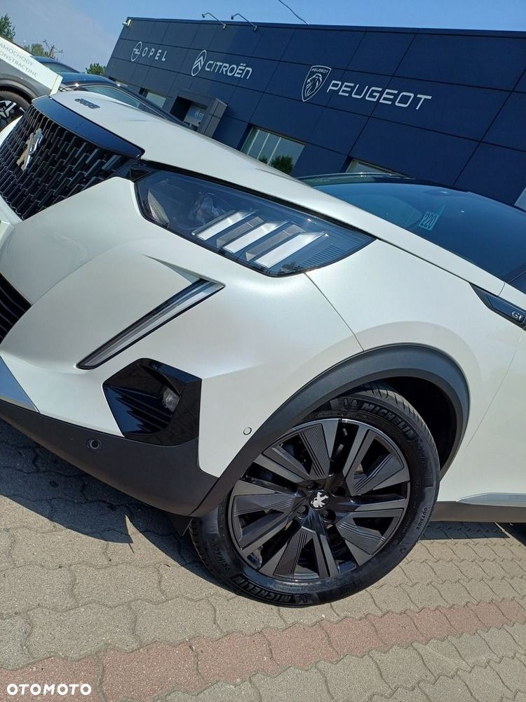 Peugeot 2008 - 10