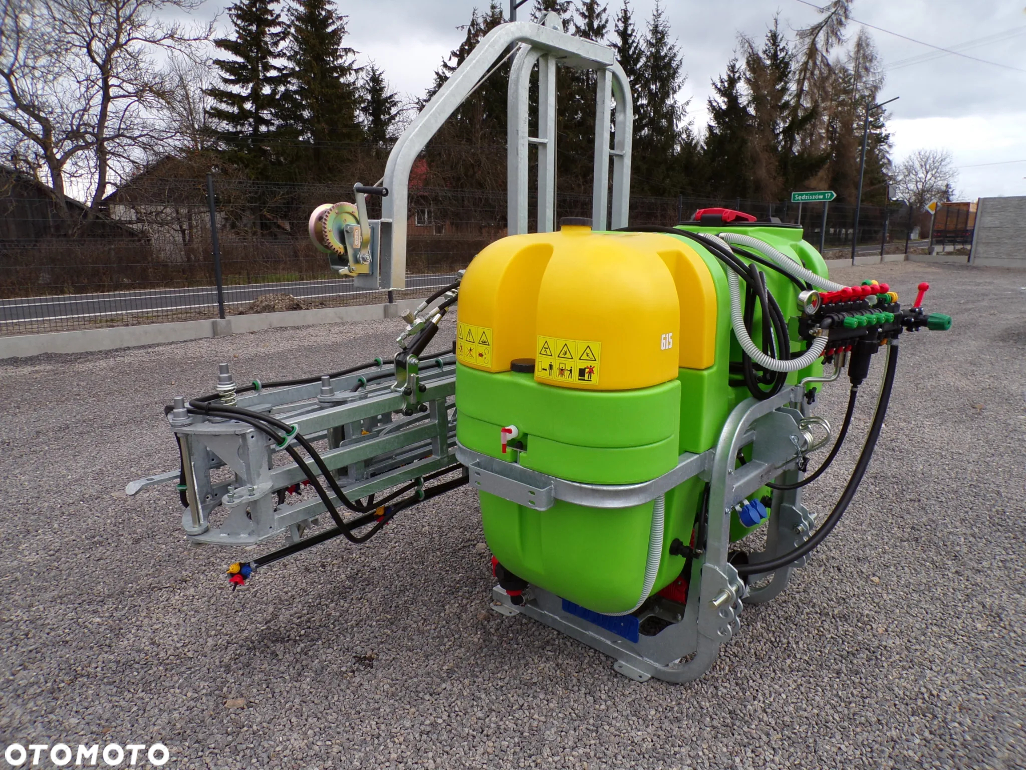Opryskiwacz zawieszany TOLMET 300-1200l zawieszany / stabilizacja hydrauliczna / potrójna oprawa rozpylaczy RSM/ zawór stałociśnieniowy OD RĘKI - 8