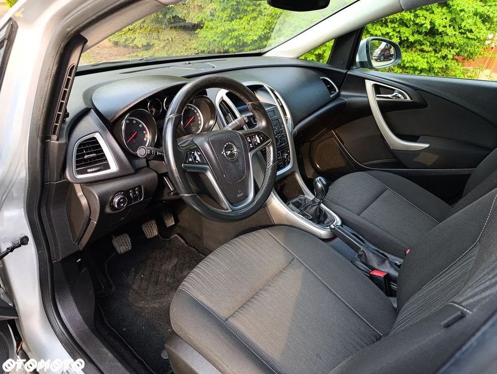 Opel Astra 1.6 Design Edition - 5