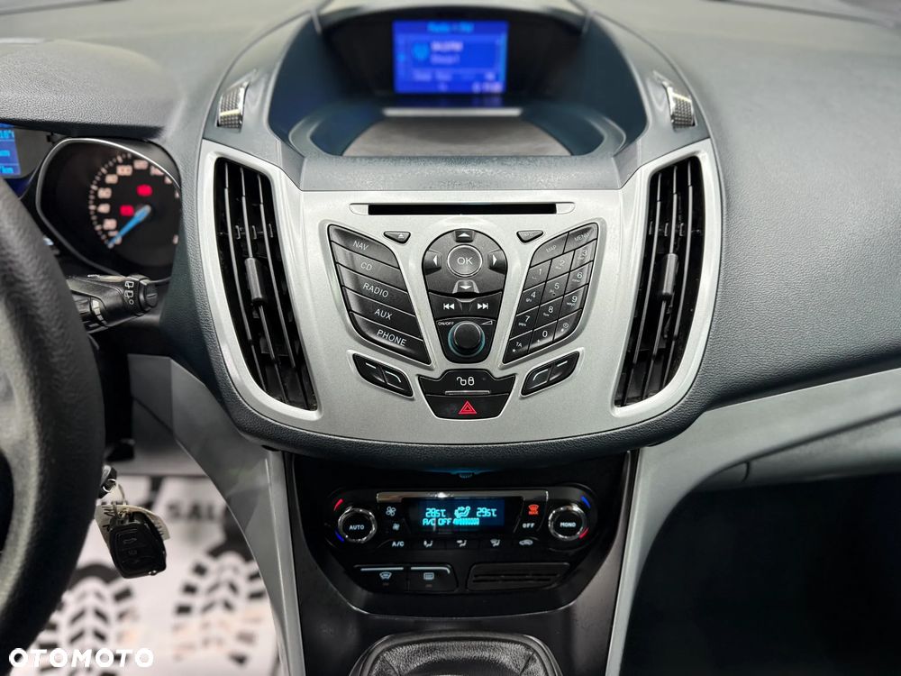 Ford Grand C-MAX - 19