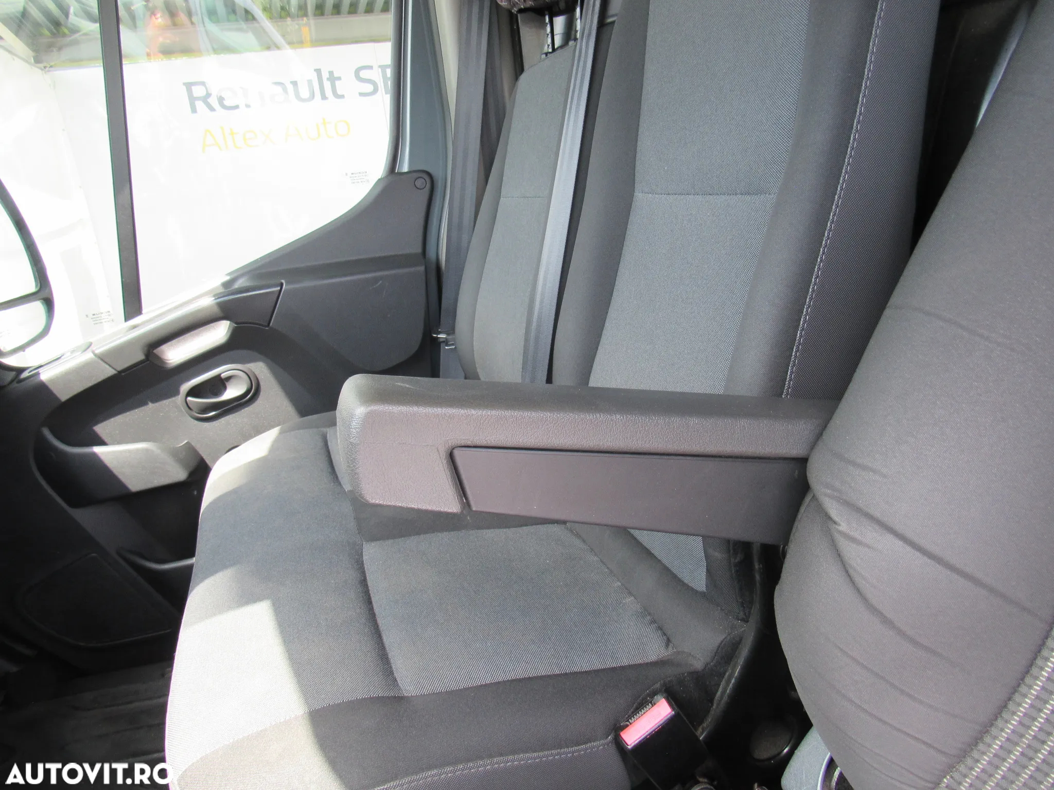 Renault Master - 18