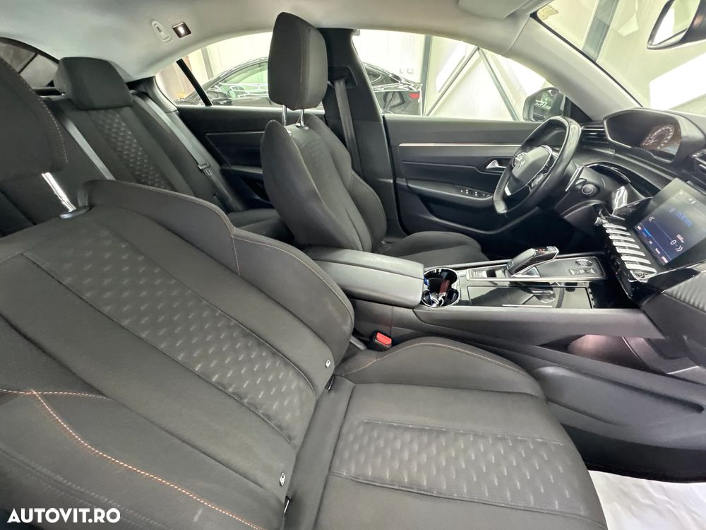 Peugeot 508 PureTech 180 EAT8 Allure - 11