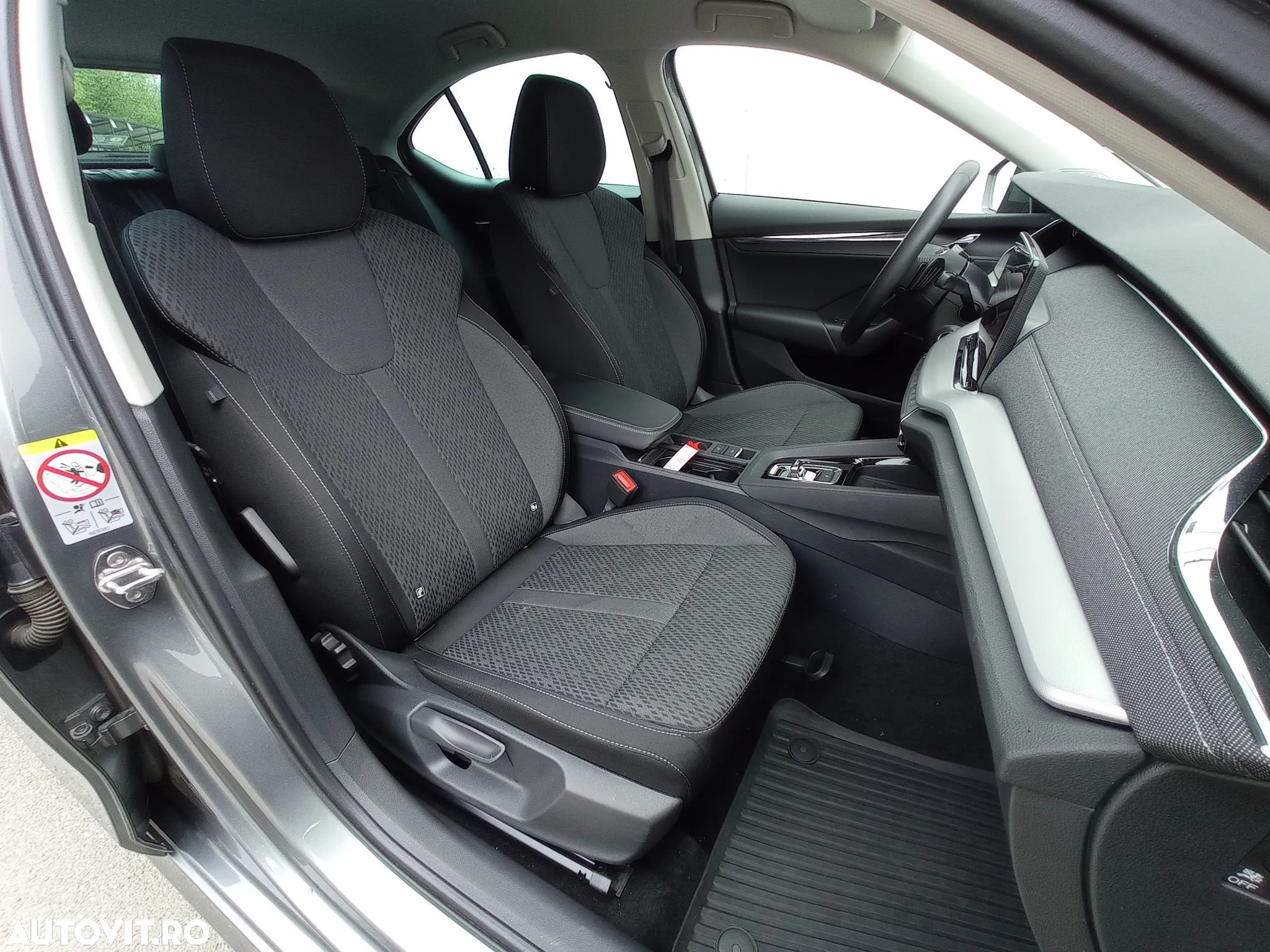 Skoda Octavia 2.0 TDI DSG Style - 19