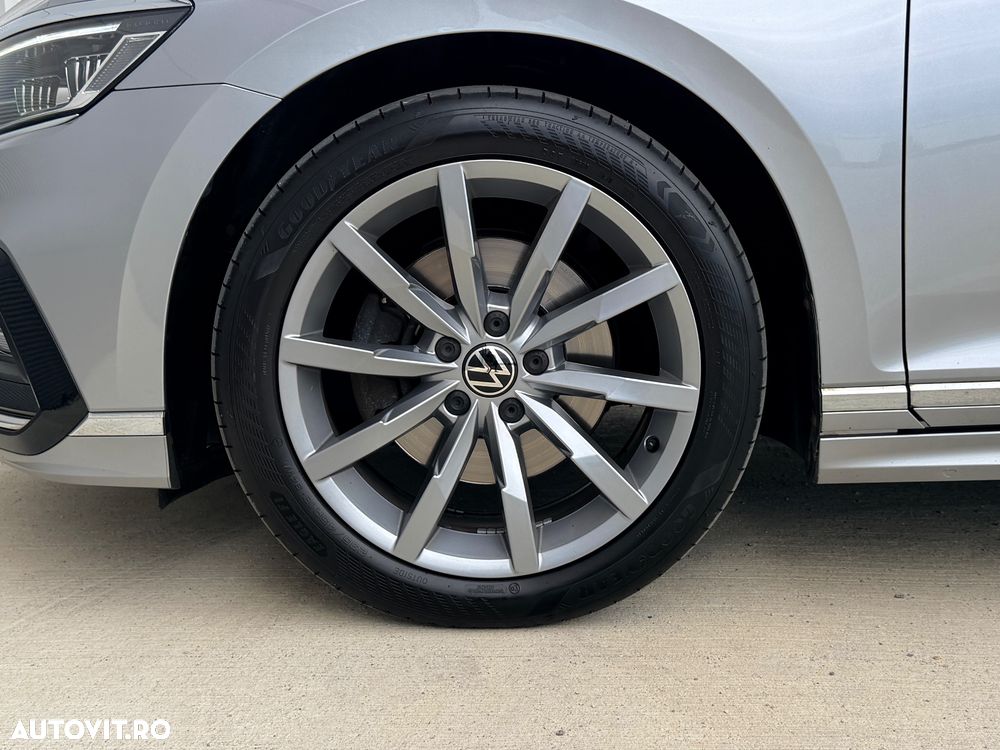 Volkswagen Passat 2.0 TDI SCR DSG R-Line - 19